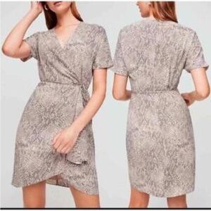 Aritzia Babaton Wallace Wrap Dress in Snake-print, size XXS